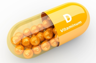 Какие симптомы укажут на нехватку или переизбыток витамина Д у ребенка? Чем это опасно и что делать?