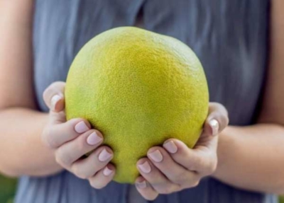 Можно ли есть помело при грудном вскармливании и чем полезен фрукт?