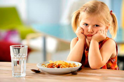 Почему ребенок не ест в детском садике? Борьба с плохим аппетитом малыша