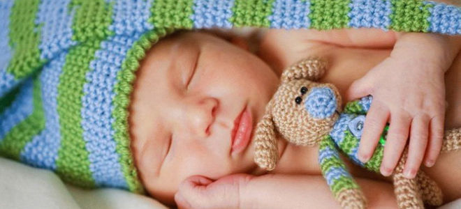 Cколько спит новорожденный ребенок