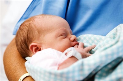 Что должен уметь новорожденный ребенок 1 месяца? Информация для внимательных родителей